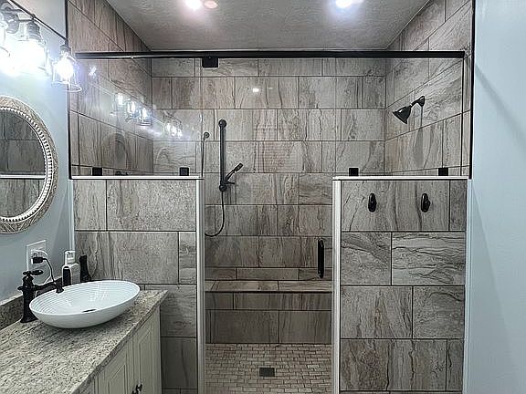 Large master shower