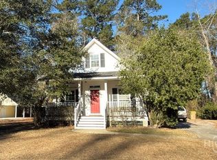 145 Brisbon Hall Dr, Richmond Hill, GA 31324