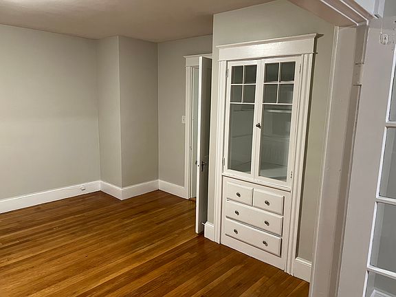 2nd image of 344 Broadway #7