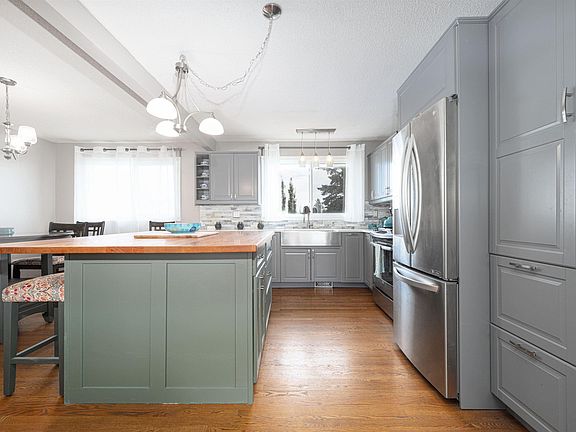 5th image of 5019 46th St