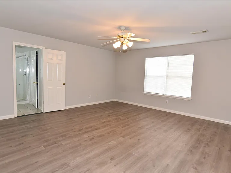 6807 Turtlewood Dr — Photo 15