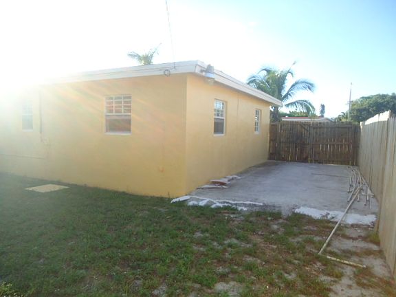 3rd image of 3610 NW 175th St