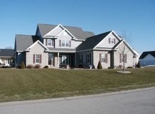 4494 Fieldwood Ln, Appleton, WI 54913