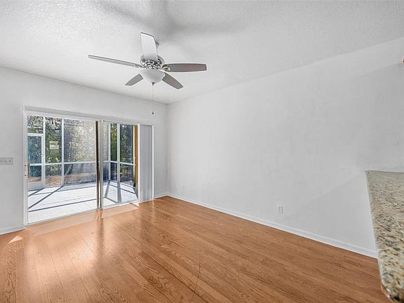 5th image of 15925 Fishhawk View Dr