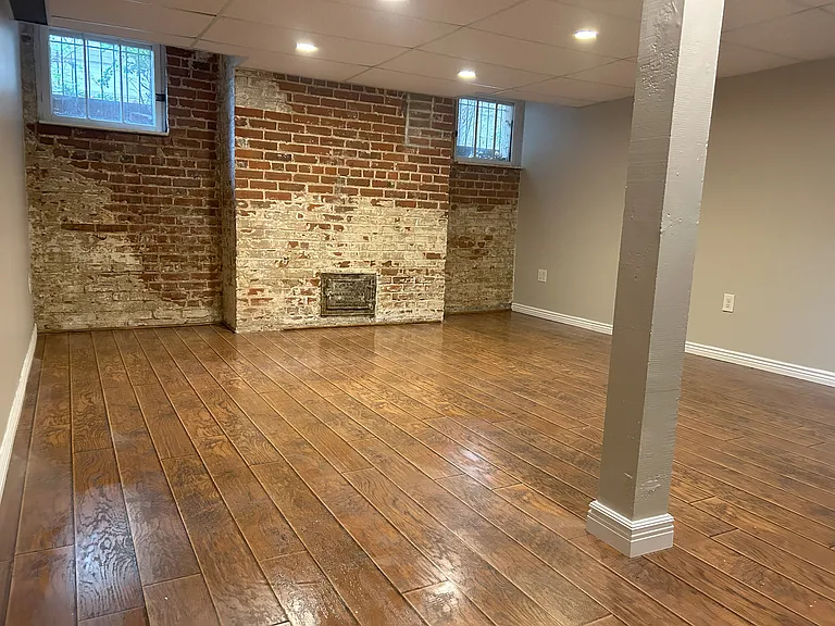 1249 York St #B — Photo 10