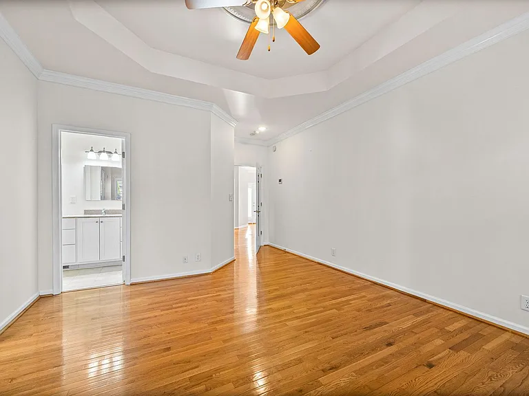 650 Appomattox Ct — Photo 24