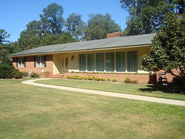 1st image of 4004 Hawthorne Rd