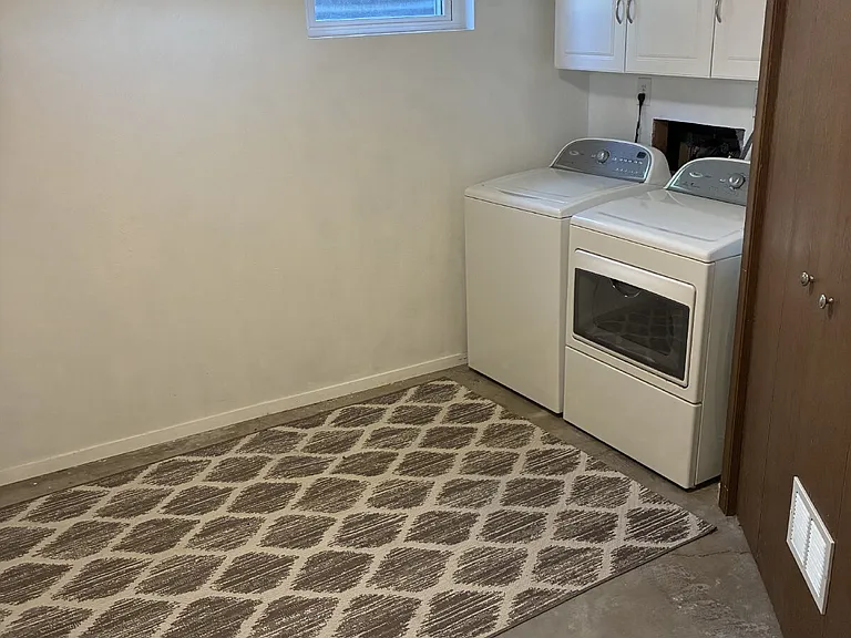 3851 S Genoa Way #B — Photo 24