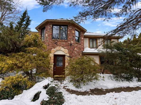 25 Upper Rainbow Trl, Denville, NJ 07834