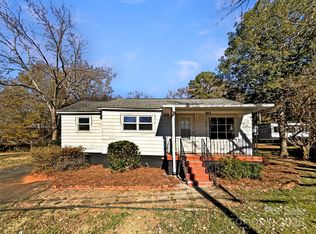 212 N Morris St, Gastonia, NC 28052