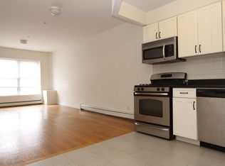 97 Kingsland Ave APT 1F, Brooklyn, NY 11222