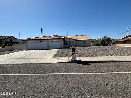 3050 Chemehuevi Blvd Photo 1
