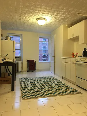 Rented by Urban Real Estate Property Group Inc | media 17