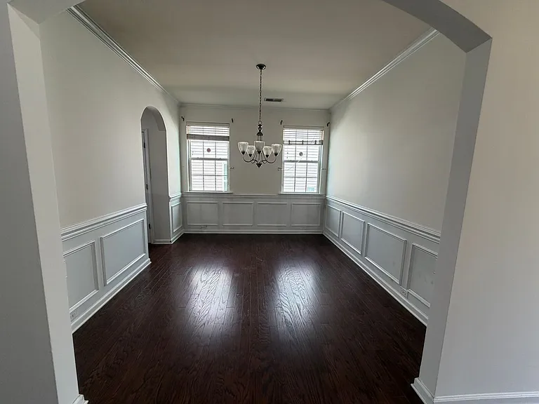 137 Sequoia St — Photo 4