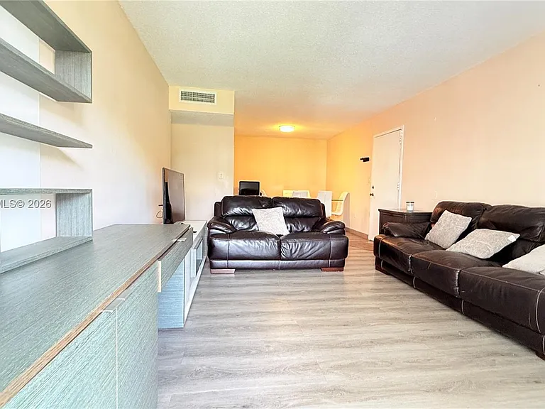 4910 NW 79th Ave #205 — Photo 9