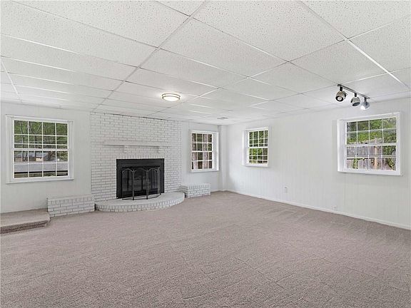 5th image of 6663 Peacock Blvd