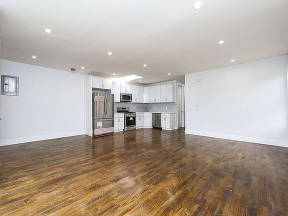 5th image of 8212 Avenue K