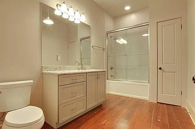 713 Saint Ann St #2C — Photo 6