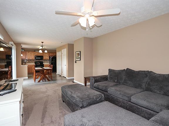 5th image of 12809 Sycamore Creek Dr
