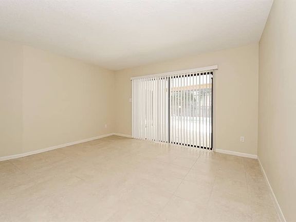 5th image of 4011 Paddlewheel Dr