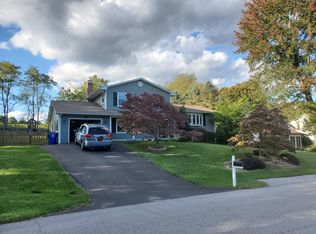 115 Woodbine Dr, Blacksburg, VA