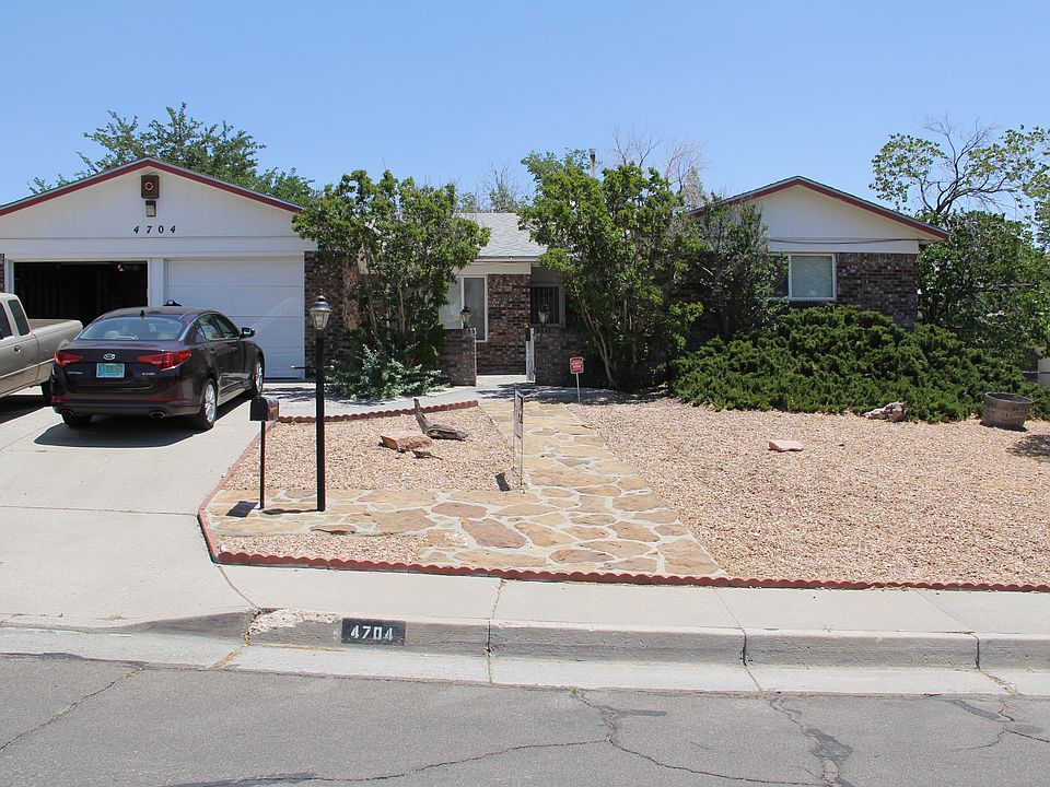 1st image of 4704 Danube Dr NE