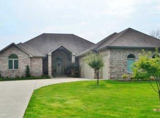 2675 Southampton Dr, Martinsville, IN 46151