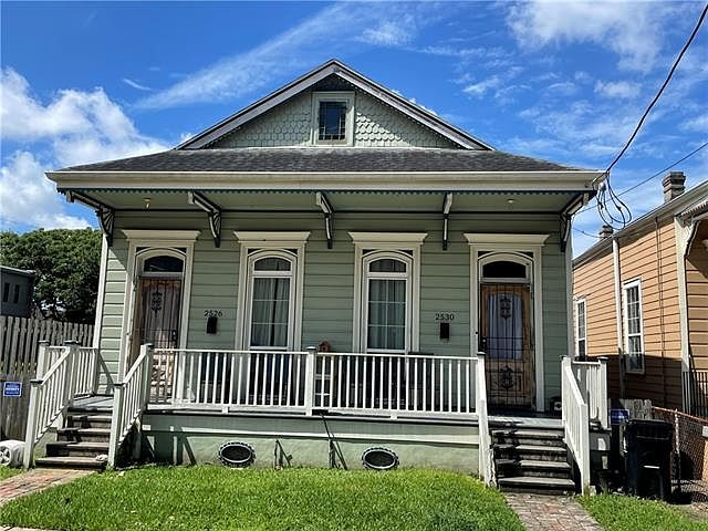 1st image of 2526 Barracks St