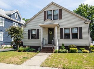 41 Parkside St, Springfield, MA 01104
