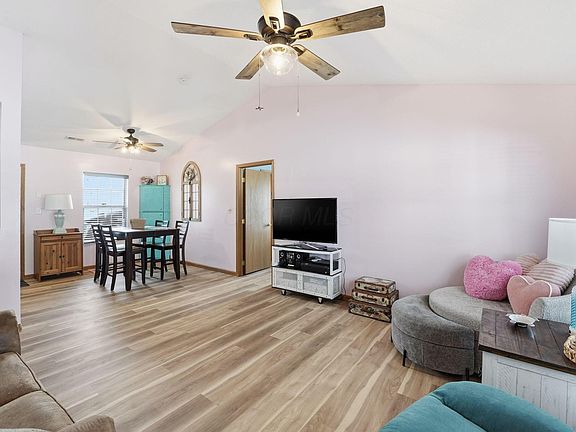 4th image of 8642 Victoria Meadow Ln