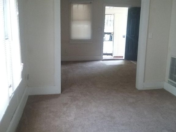5th image of 1524 Mount Herman St