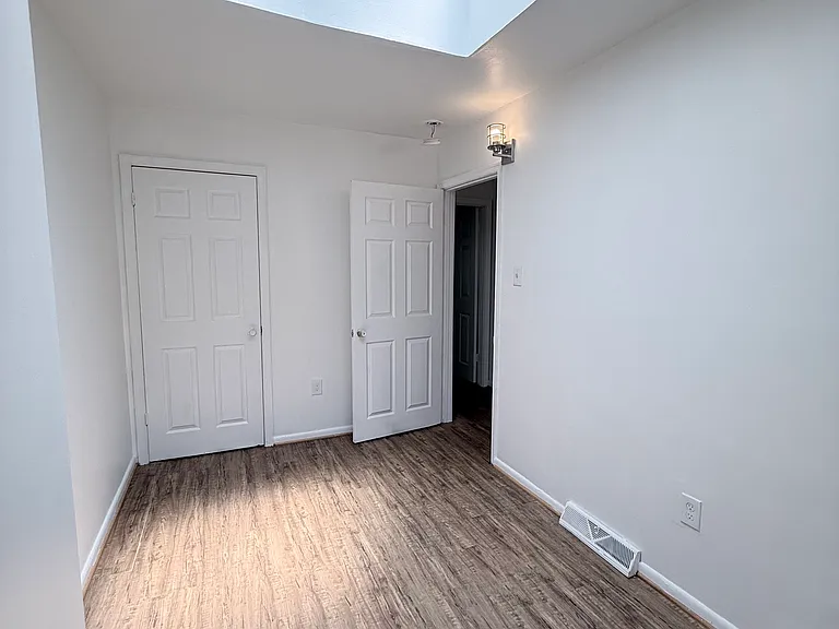 1820 W Fayette St #2 — Photo 19