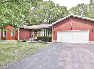 297 Middle Grove Rd, Middle Grove, NY 12850