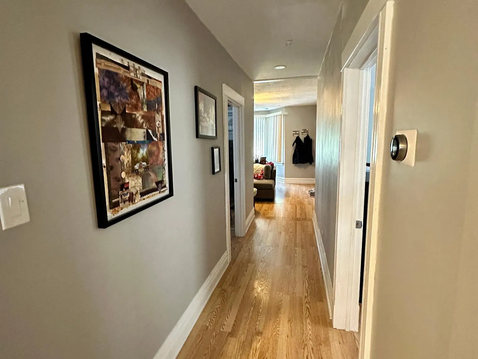 4123 N Narragansett Ave — Photo 1