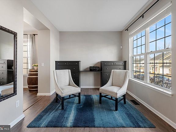 3rd image of 35 Doria Hill Dr