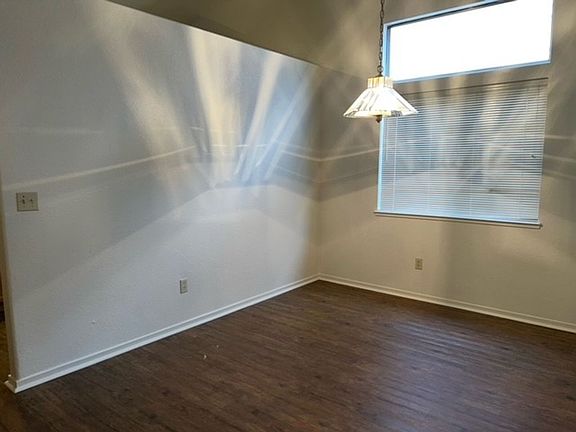5th image of 4129 Marseille Ct