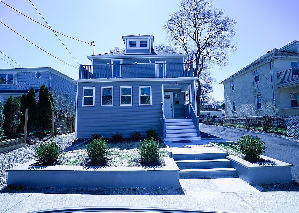1st image of 30 Meadow Ln