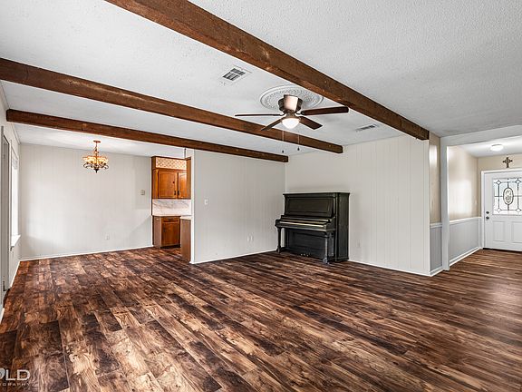 5th image of 131 Tooke Dr