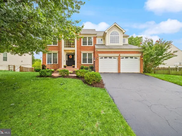 749 Vermillion Dr NE, Leesburg, VA 20176