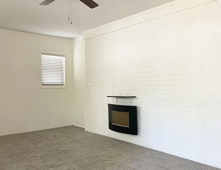 Family room -2