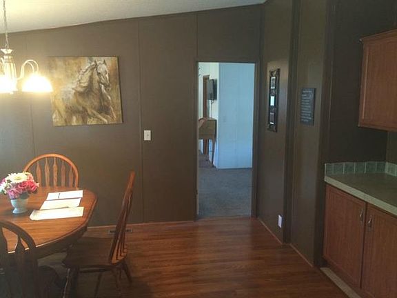 4th image of 2825 Sycamore Ct