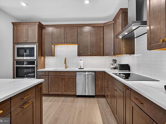 4th image of 6053 Cobblestone Ct