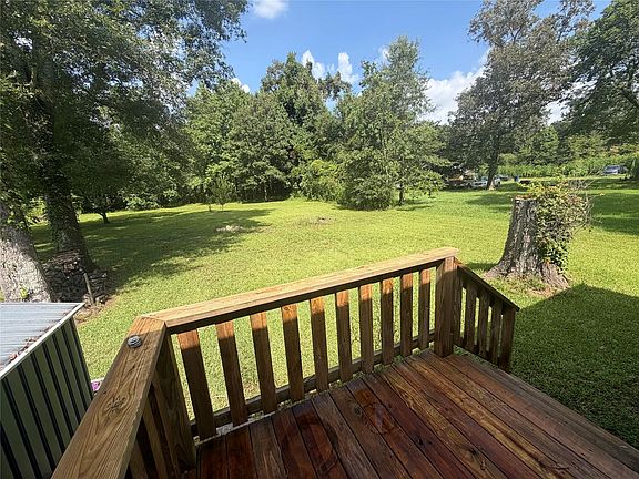 3rd image of 611 County Road 2343