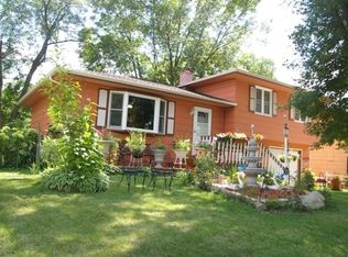 6409 Bettys Ln, Madison, WI 53711