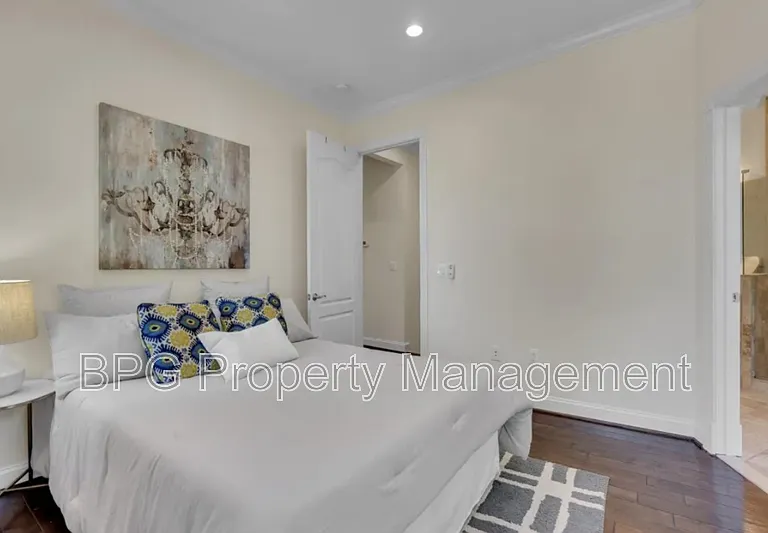 901 N Carolina Ave SE #2 — Photo 13