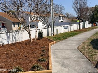1800 Bay St UNIT 103, Morehead City, NC 28557