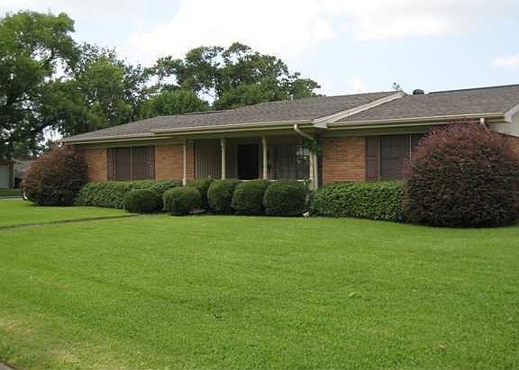 2nd image of 803 S 14th 1/2 St