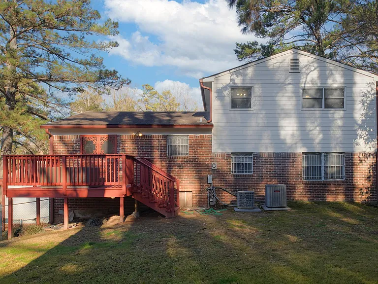 939 Kings Grant Dr NW — Photo 18