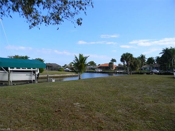 5th image of 2037 SE 29th Ln