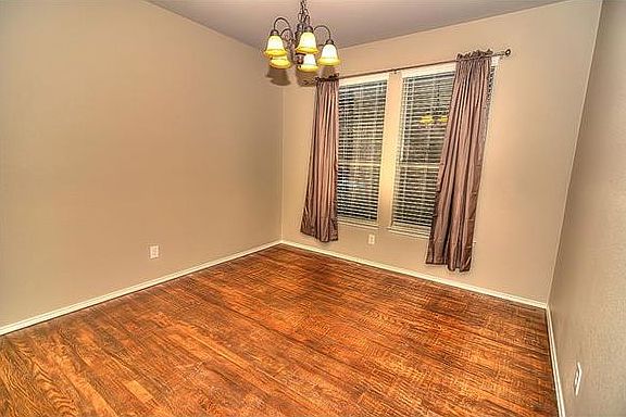 5th image of 3109 Red Cedar Dr